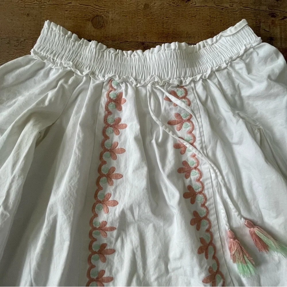 Embroidered Off the Shoulder Top by The Impeccable Pig White Pink Green SMALL - Picture 4 of 10